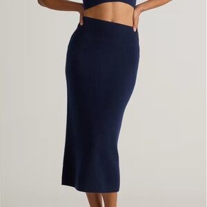 Quince true navy cashmere skirt